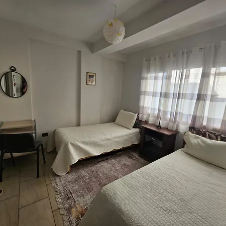Apartment Center Viola *