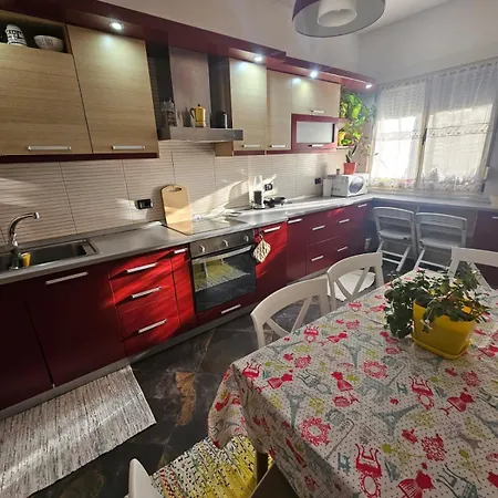 Center Viola Apartment